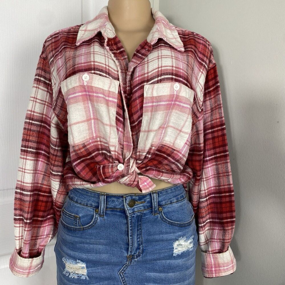 American Eagle Outfiters Flannel Shirt Womens L Red Plaid Cropped warm cozy